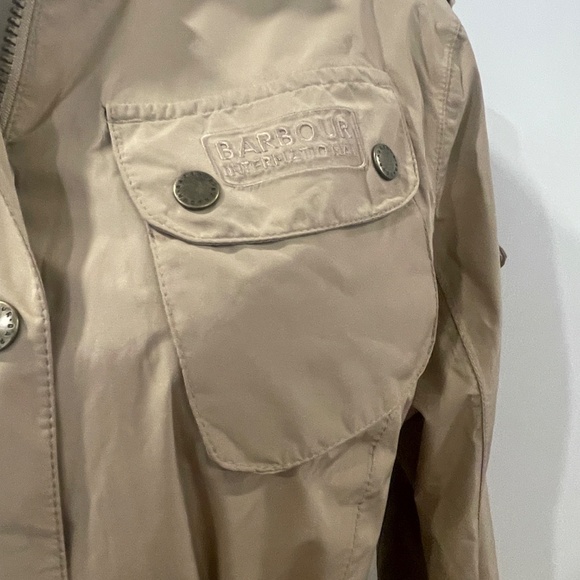 NWOT Tab Barbour spring rain utility safari belter jacket 8 - Picture 7 of 10